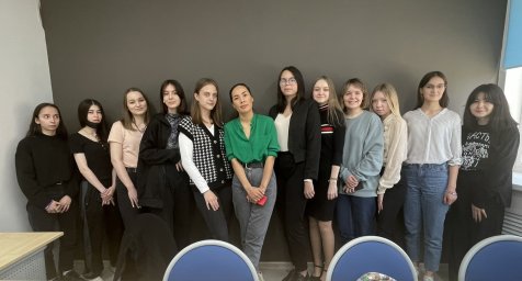 Встреча с ведущим графическим дизайнером города Галиной Верной